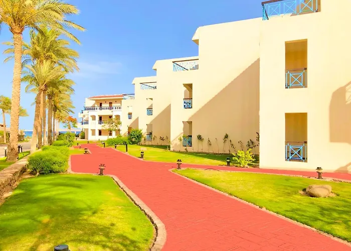 Ivy Cyrene Island Aqua Park (adults Only) 4*