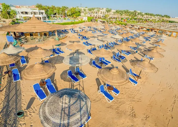 Resort Ivy Cyrene Island Aqua Park (adults Only)