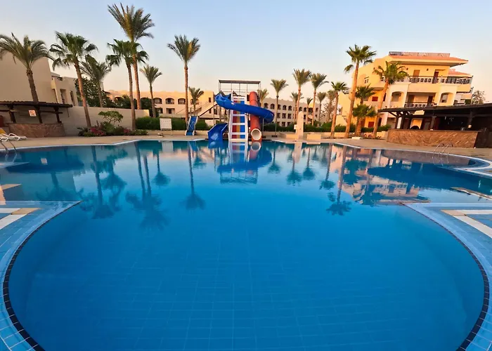 Ivy Cyrene Island Aqua Park (adults Only) Resort